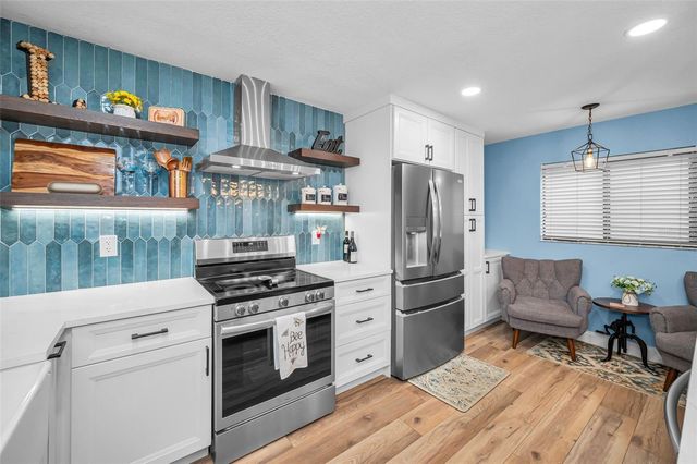 3460 COUNTRYSIDE BOULEVARD 44, Clearwater, FL 33761