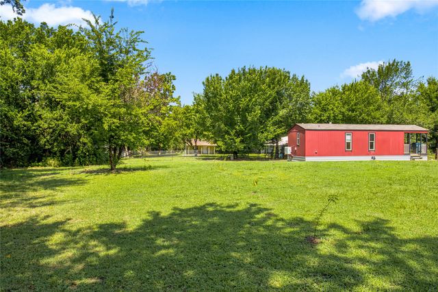740 E Marshall Avenue, Cooper, TX 75432