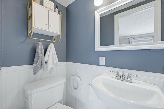 4707 S Calhoun Street, Fort Wayne, IN 46807