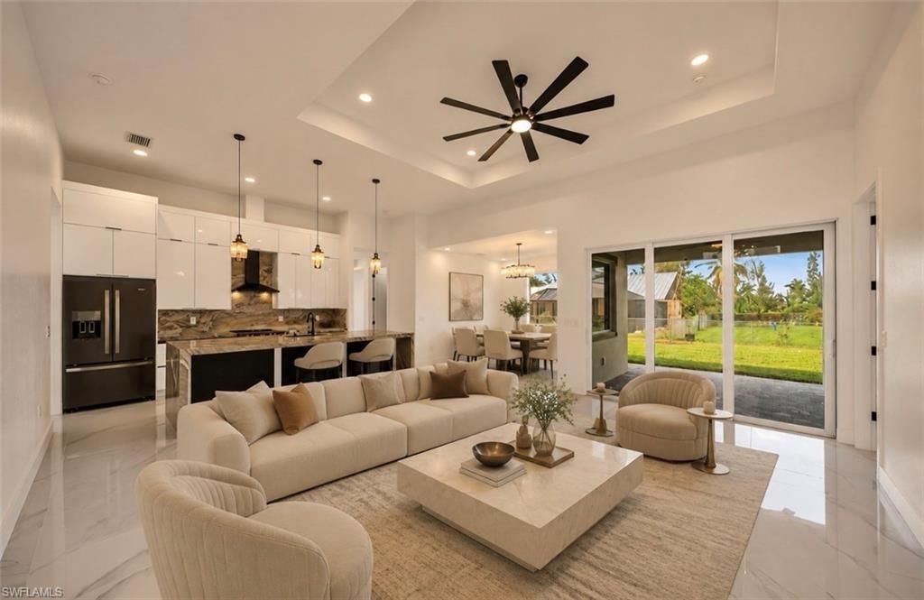 427 SW 21st TER, CAPE CORAL, FL 33991 — photo 3