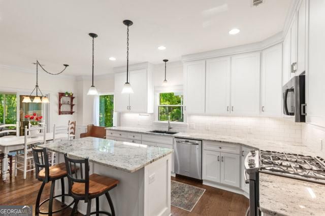 1905 Broadwell Oaks Drive, Alpharetta, GA 30004