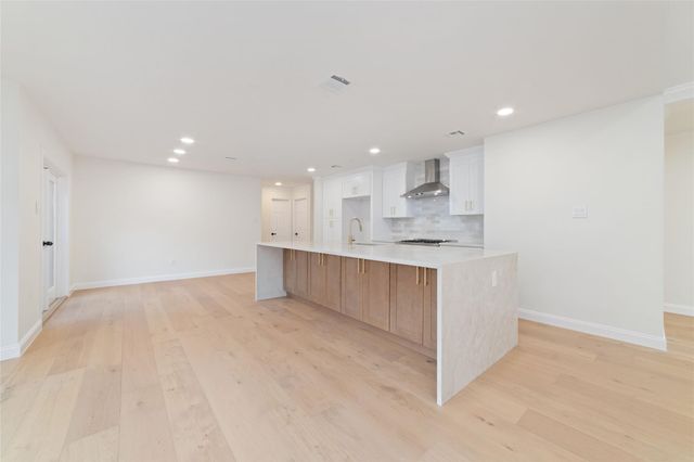 15651 Whitewater Lane, Houston, TX 77079