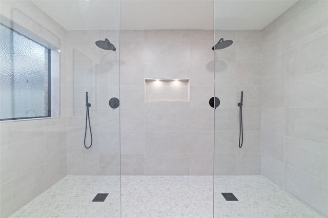 15651 Whitewater Lane, Houston, TX 77079