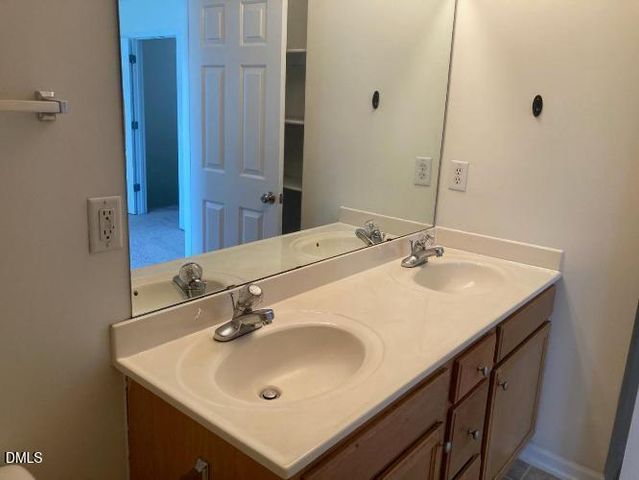 8346 Glenwood Springs Court, Raleigh, NC 27616