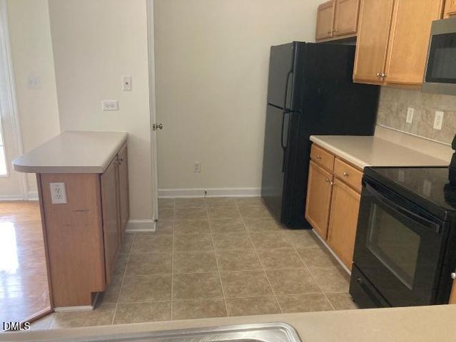 8346 Glenwood Springs Court, Raleigh, NC 27616