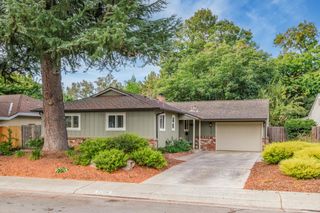 5208 Carrington St, Sacramento, CA 95819