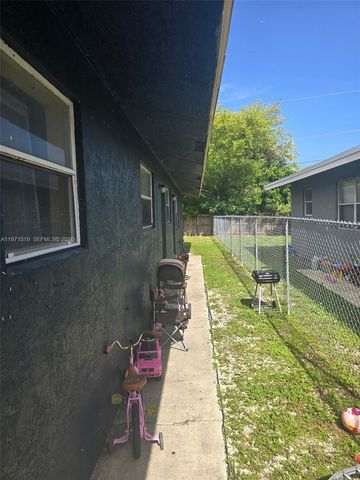 770 SW 2nd Avenue, Deerfield Beach, FL 33441