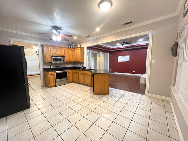 337 County Road 4719, Cumby, TX 75433