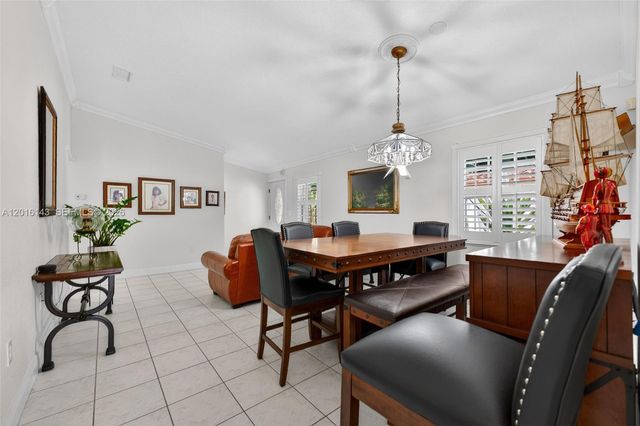 14815 SW 81st St B, Miami, FL 33193