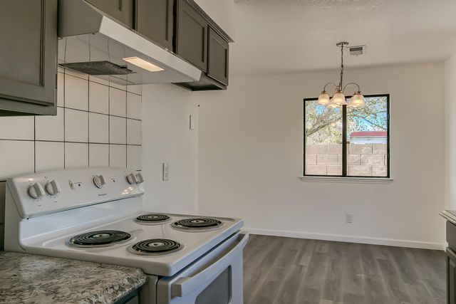 3919 San Isidro Street NW, Albuquerque, NM 87107