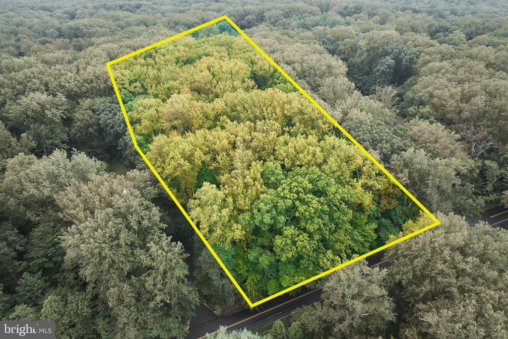 9113 JEFFERY RD, Great Falls, VA 22066