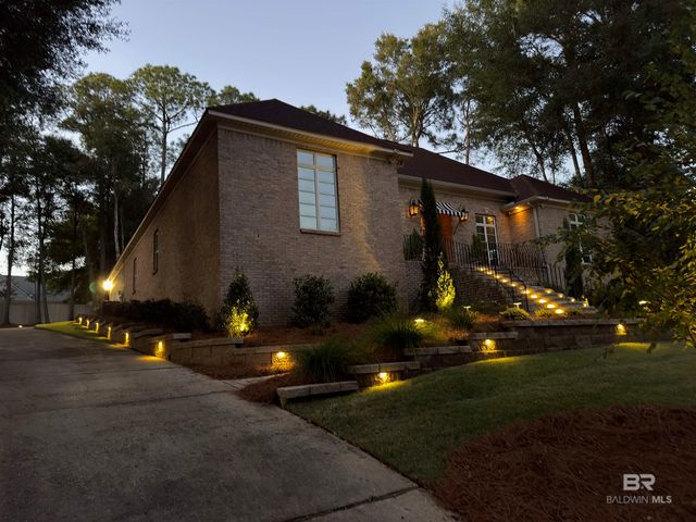 224 North Circle, Fairhope, AL 36532