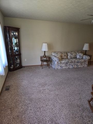 1538 Beekman Drive, Troy, OH 45373