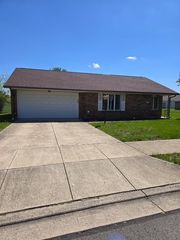 1538 Beekman Drive, Troy, OH 45373