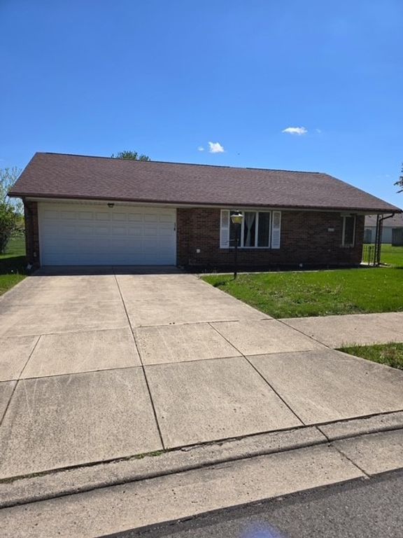 1538 Beekman Drive, Troy, OH 45373