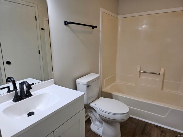 1310 Unit C Freda Dr., Elkhart, IN 46514