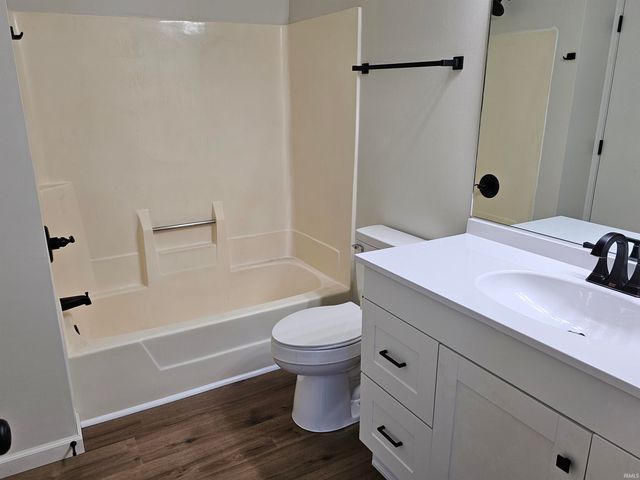 1310 Unit C Freda Dr., Elkhart, IN 46514