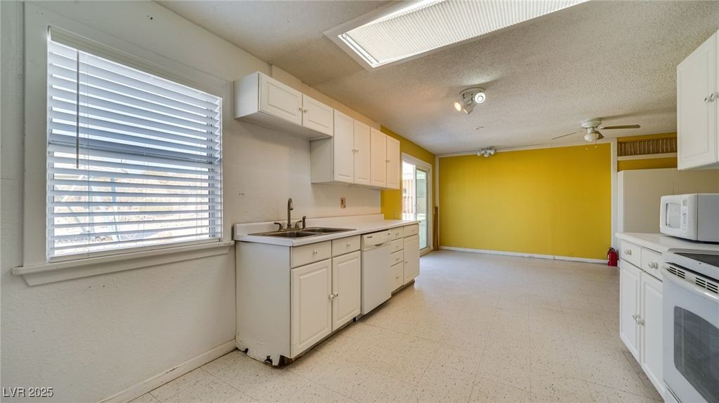 Image 20 of property listing at 3345 Teton Street, Sandy Valley, NV 89019