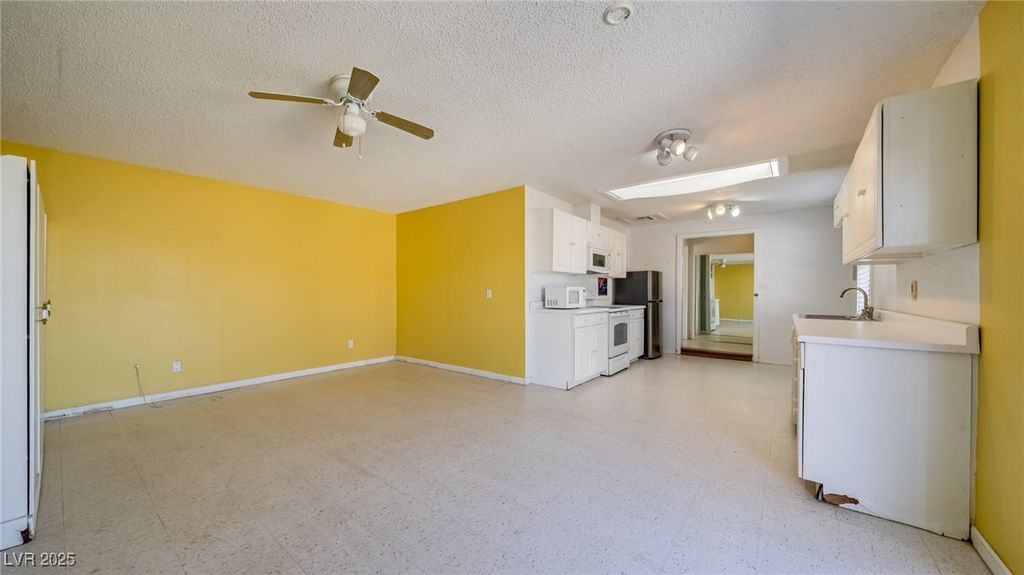 Image 22 of property listing at 3345 Teton Street, Sandy Valley, NV 89019