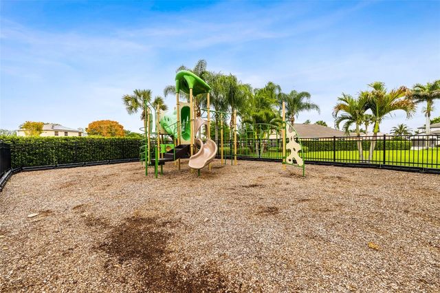 13451 HAMPTON PARK COURT, Fort Myers, FL 33913