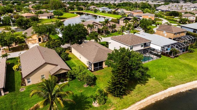 13451 HAMPTON PARK COURT, Fort Myers, FL 33913