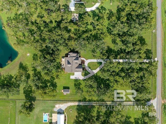 8753 Bishop Road, Fairhope, AL 36532