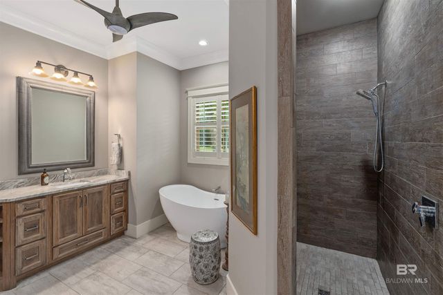 8753 Bishop Road, Fairhope, AL 36532