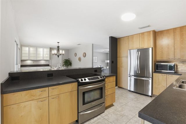 3311 NW 27TH AVENUE, Gainesville, FL 32605