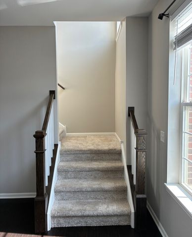 2534 Huntleigh Lane, Woodridge, IL 60517