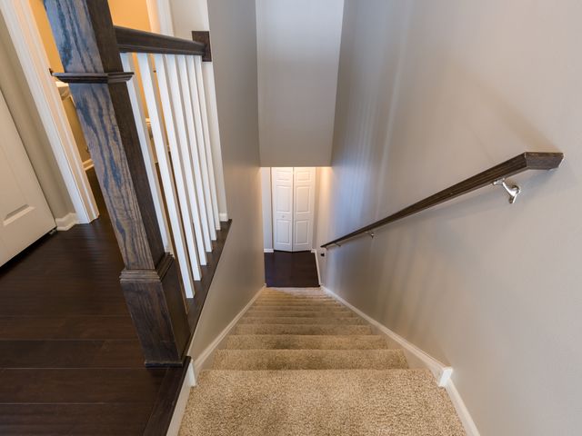 2534 Huntleigh Lane, Woodridge, IL 60517