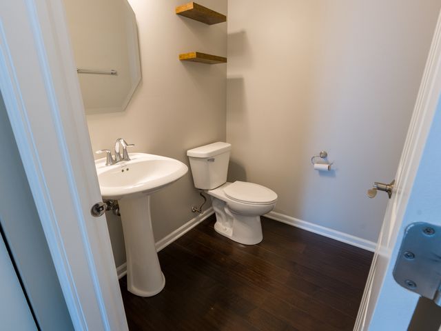 2534 Huntleigh Lane, Woodridge, IL 60517