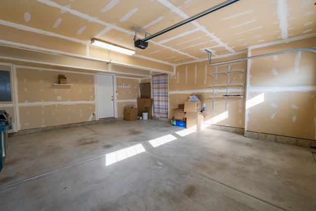 2534 Huntleigh Lane, Woodridge, IL 60517