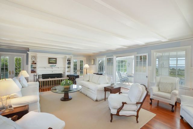 18 Mount Vernon, Barnstable, MA 02647