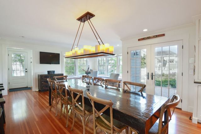 18 Mount Vernon, Barnstable, MA 02647