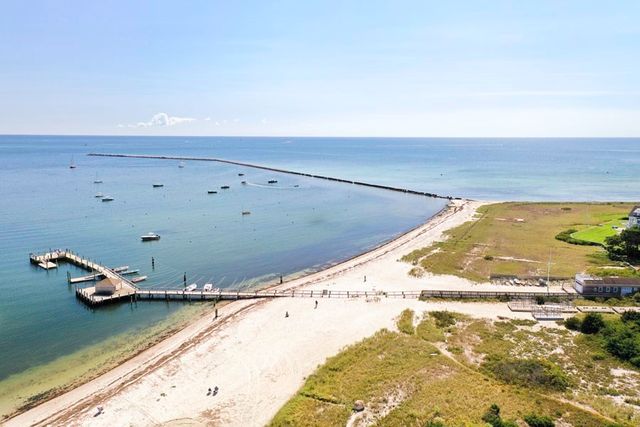 18 Mount Vernon, Barnstable, MA 02647