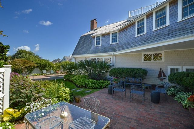 18 Mount Vernon, Barnstable, MA 02647