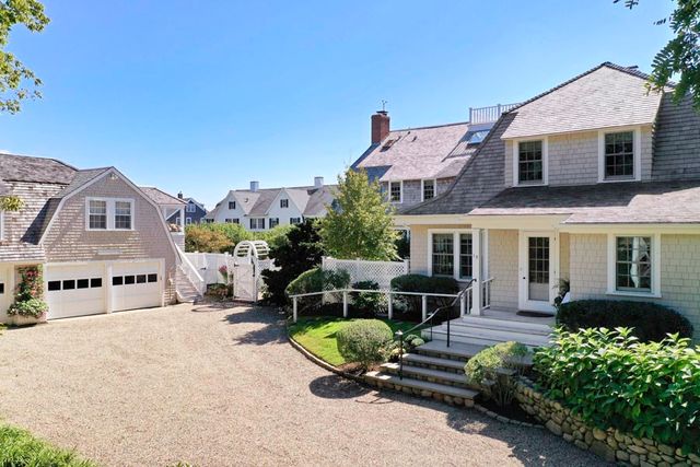 18 Mount Vernon, Barnstable, MA 02647