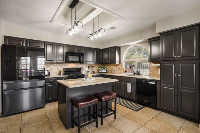 9508 Cody Street NW, Albuquerque, NM 87114