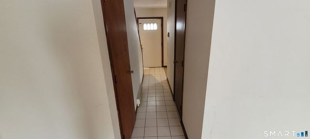 482 Lake Avenue 6, Bristol, CT 06010