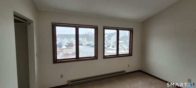 482 Lake Avenue 6, Bristol, CT 06010