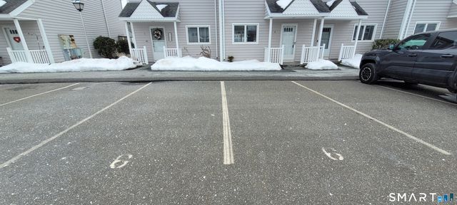 482 Lake Avenue 6, Bristol, CT 06010