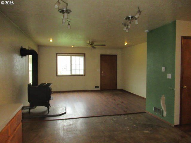 48091 LYONS MILL CITY Dr, Lyons, OR 97358