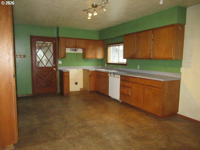 48091 LYONS MILL CITY Dr, Lyons, OR 97358