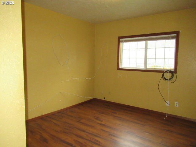 48091 LYONS MILL CITY Dr, Lyons, OR 97358