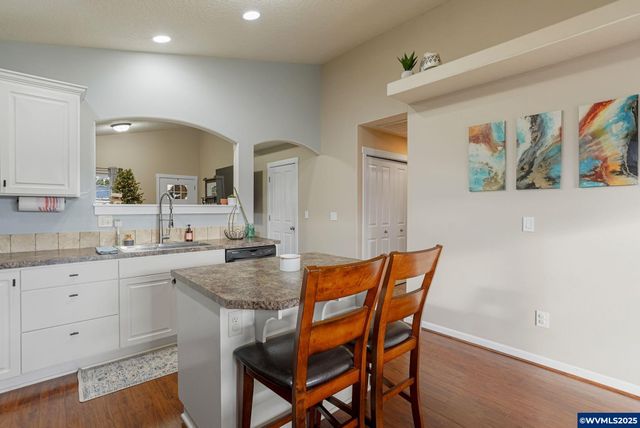 1503 SE Jonathan Av, Dallas, OR 97339