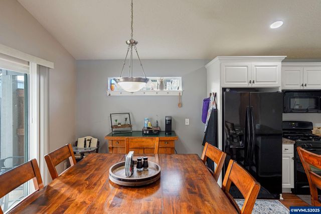 1503 SE Jonathan Av, Dallas, OR 97339