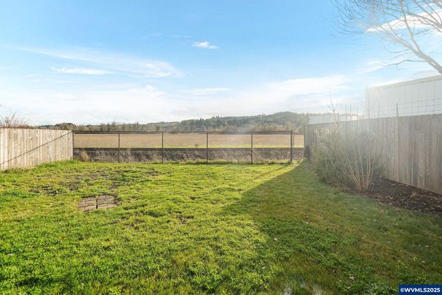 1503 SE Jonathan Av, Dallas, OR 97339