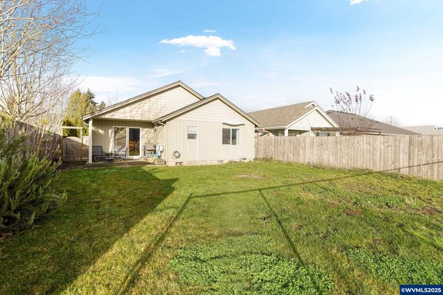 1503 SE Jonathan Av, Dallas, OR 97339