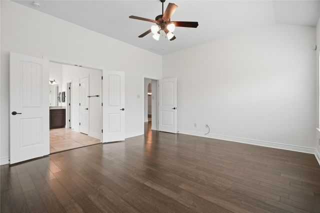 298 West Fork Drive, League City, TX 77573