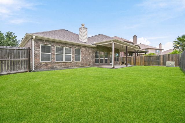 298 West Fork Drive, League City, TX 77573